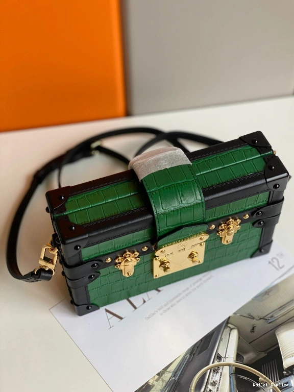 Cheap MALLE VUITTON PETITE LOUIS 0709